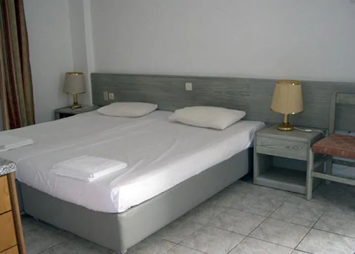 Peters Kool Pool And Hotel 3*